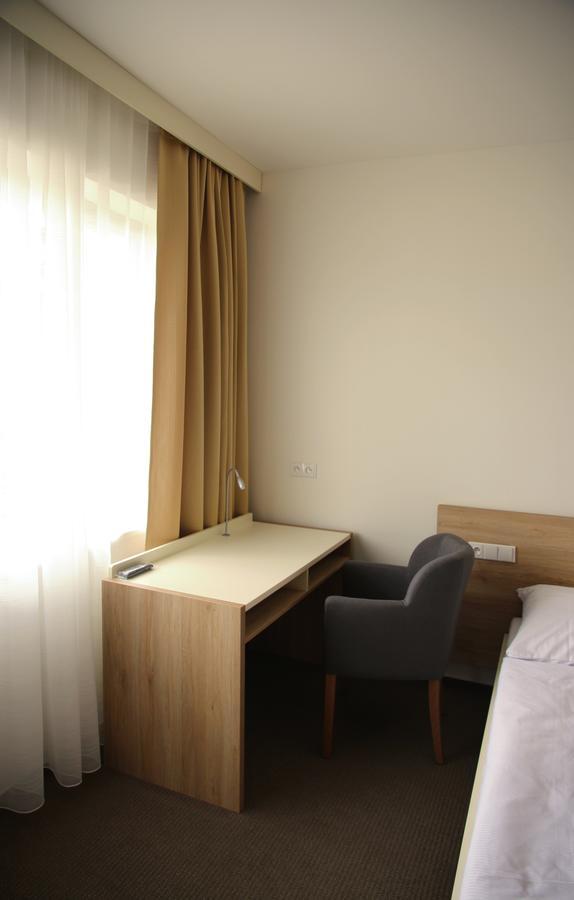 Hotel Devitka Janov Kültér fotó
